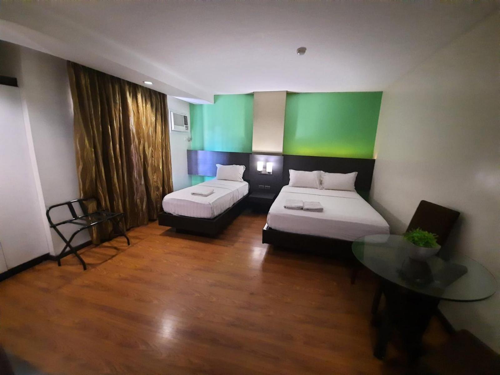 Makati Boutique Hotel Near Naia Airport Terminal 3 Edsa Pasay Cbd Макати Экстерьер фото